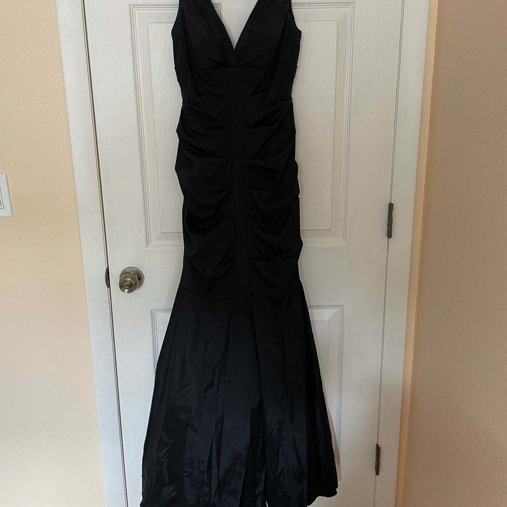 Black Xscape Ruched Taffeta Mermaid Gown Sz. 4